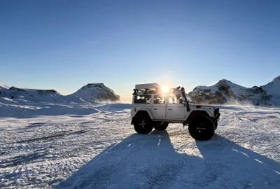 Golden Circle & Glacier: The Saga Tour